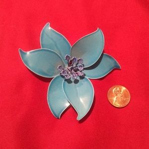 Vintage flower brooch